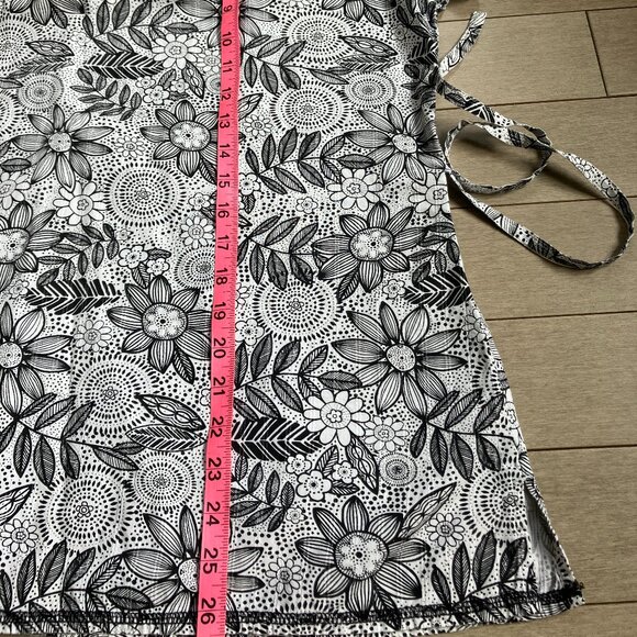 Healing Hands top - Picture 5 of 6